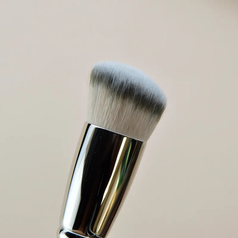 1 piece Angled Foundation Makeup brushes M170 Magic Liquid Foundation Cream Make up brush Beauty Tools Cosmetics