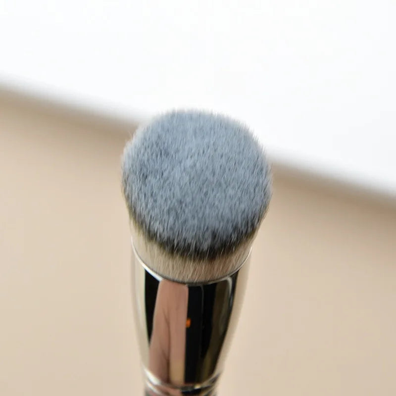 1 piece Angled Foundation Makeup brushes M170 Magic Liquid Foundation Cream Make up brush Beauty Tools Cosmetics